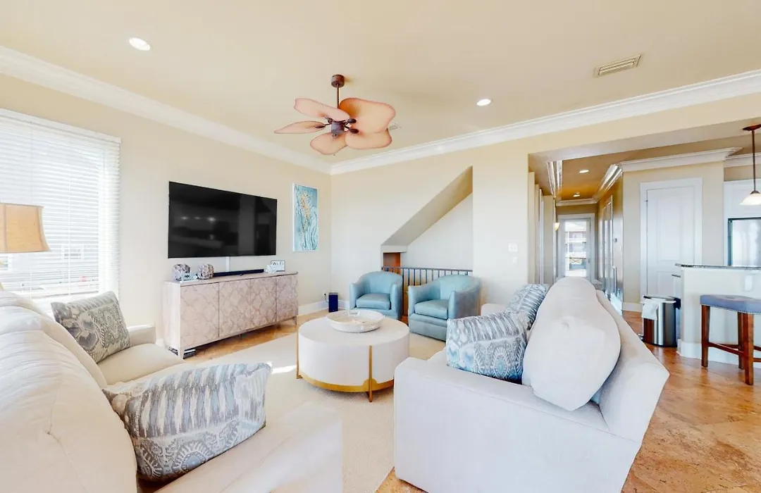 Casa Del Mar-1